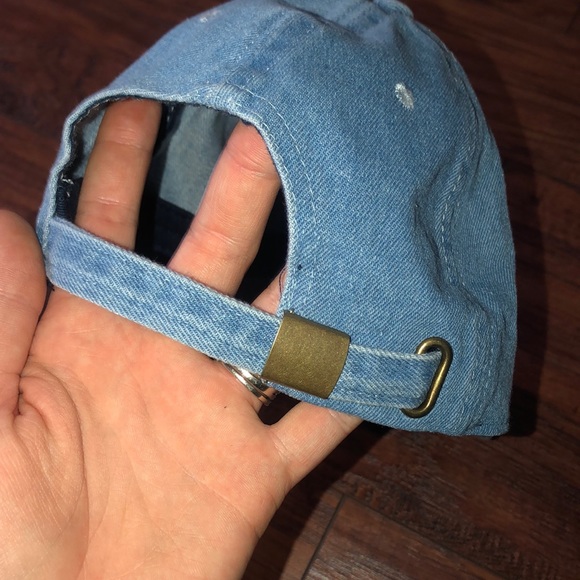 Baseball cap - Picture 4 of 6